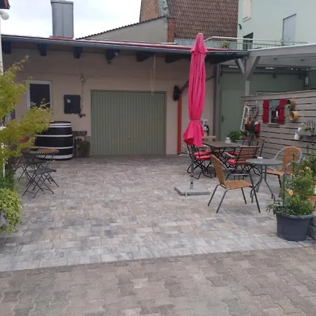 Gute Stube 3* Sulzfeld (Rhon-Grabfeld)
